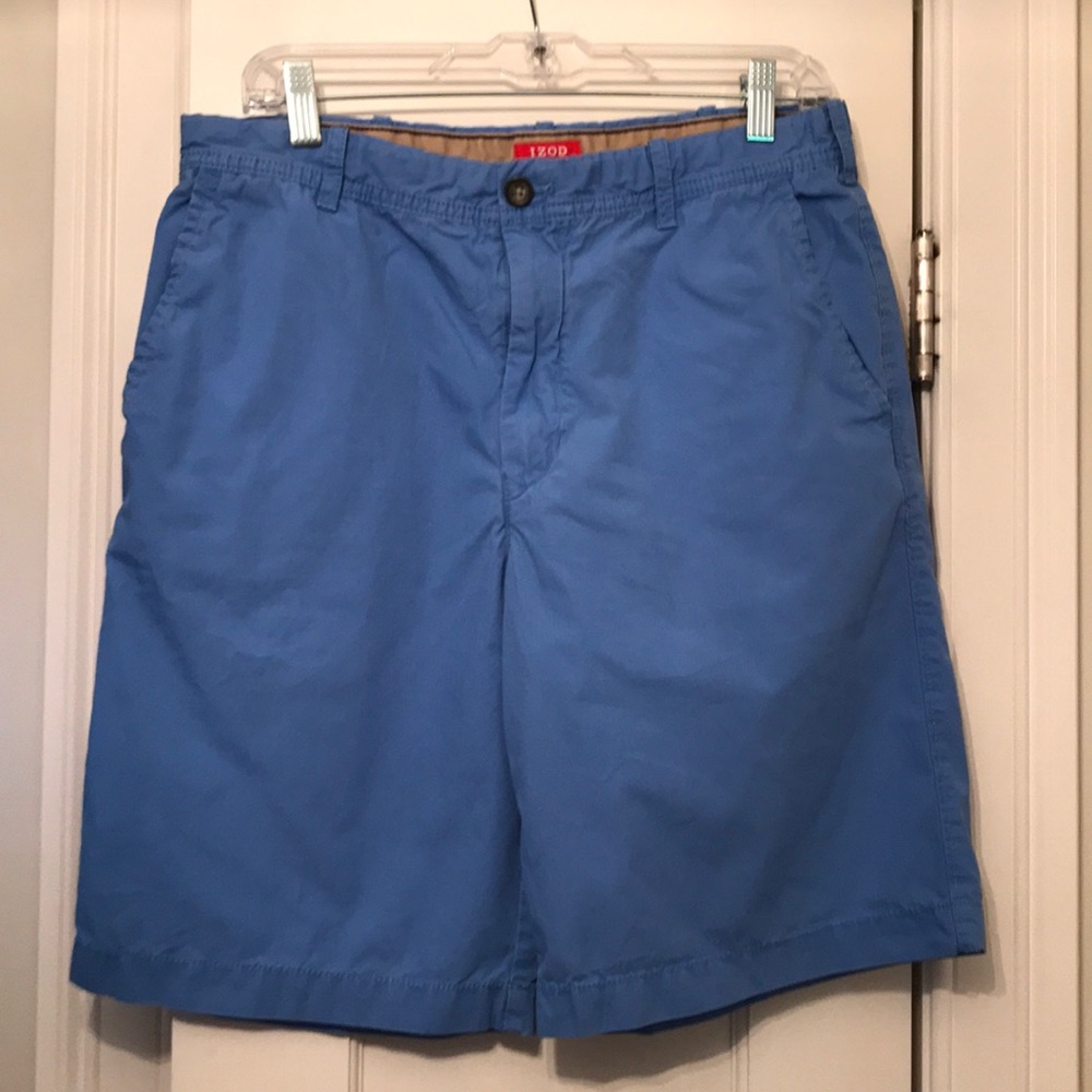 Men’s Izod shorts